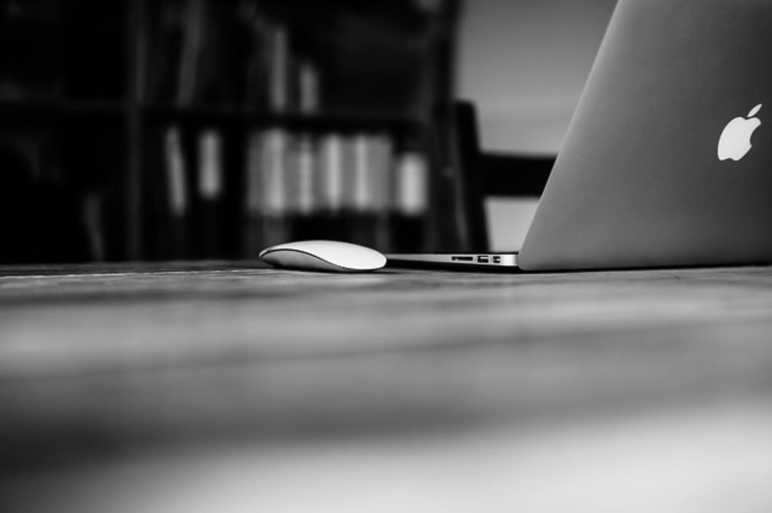 Aprender não é subscrever: o problema silencioso da formação online